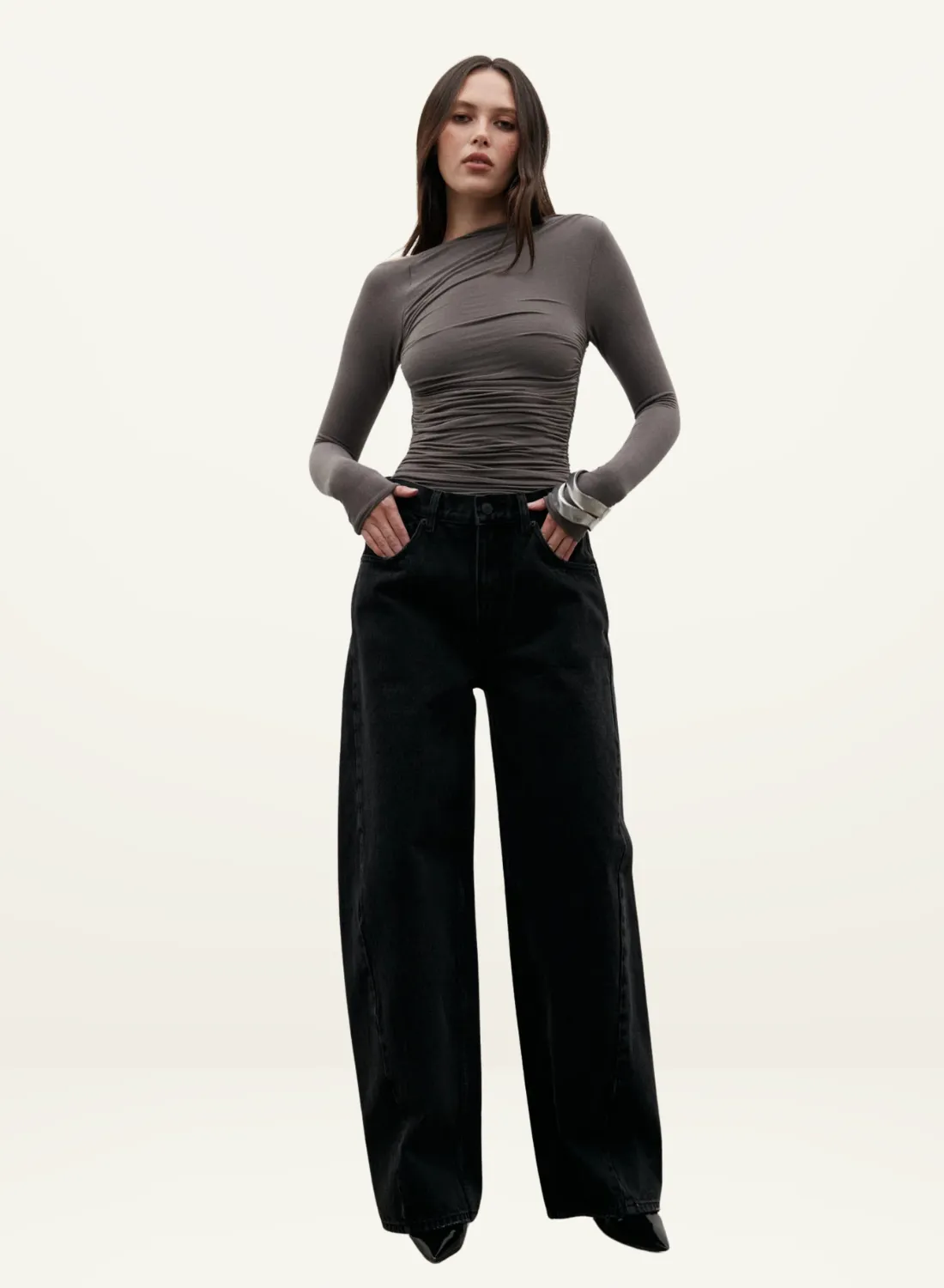 Bayse Brooklyn Barrel Jean in BLACK