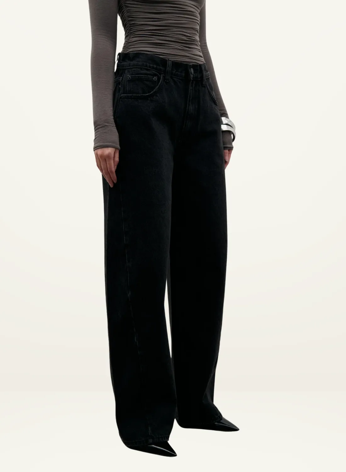 Bayse Brooklyn Barrel Jean in BLACK