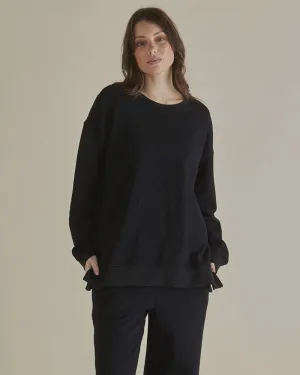 BETTY BASICS EASY CREW SWEAT - BLACK