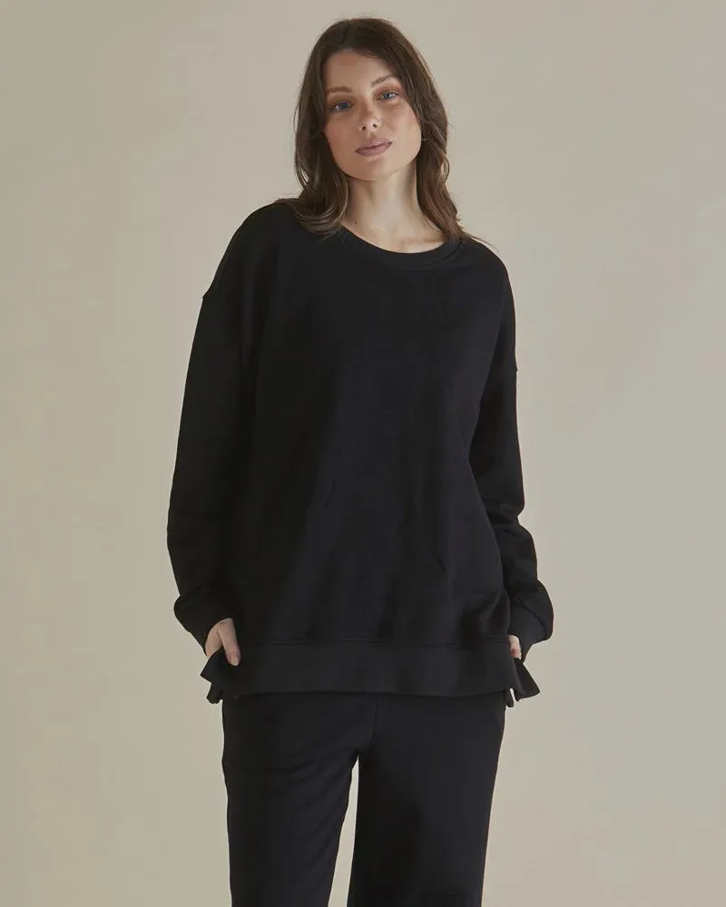 BETTY BASICS EASY CREW SWEAT - BLACK