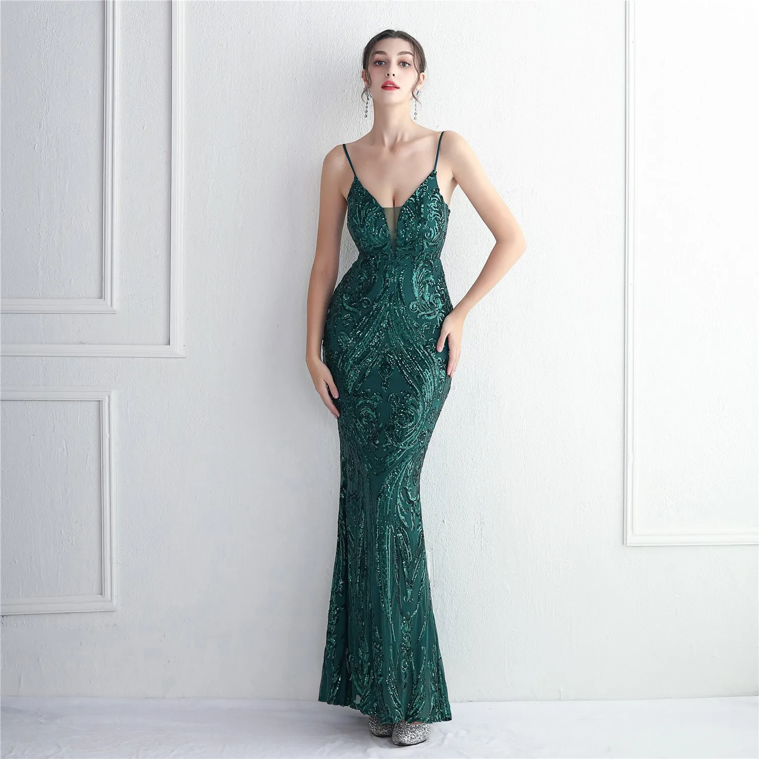 Expensive Party Stylish Long Layered Sequin Costume Dress