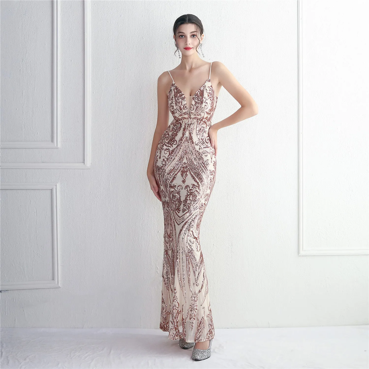 Expensive Party Stylish Long Layered Sequin Costume Dress