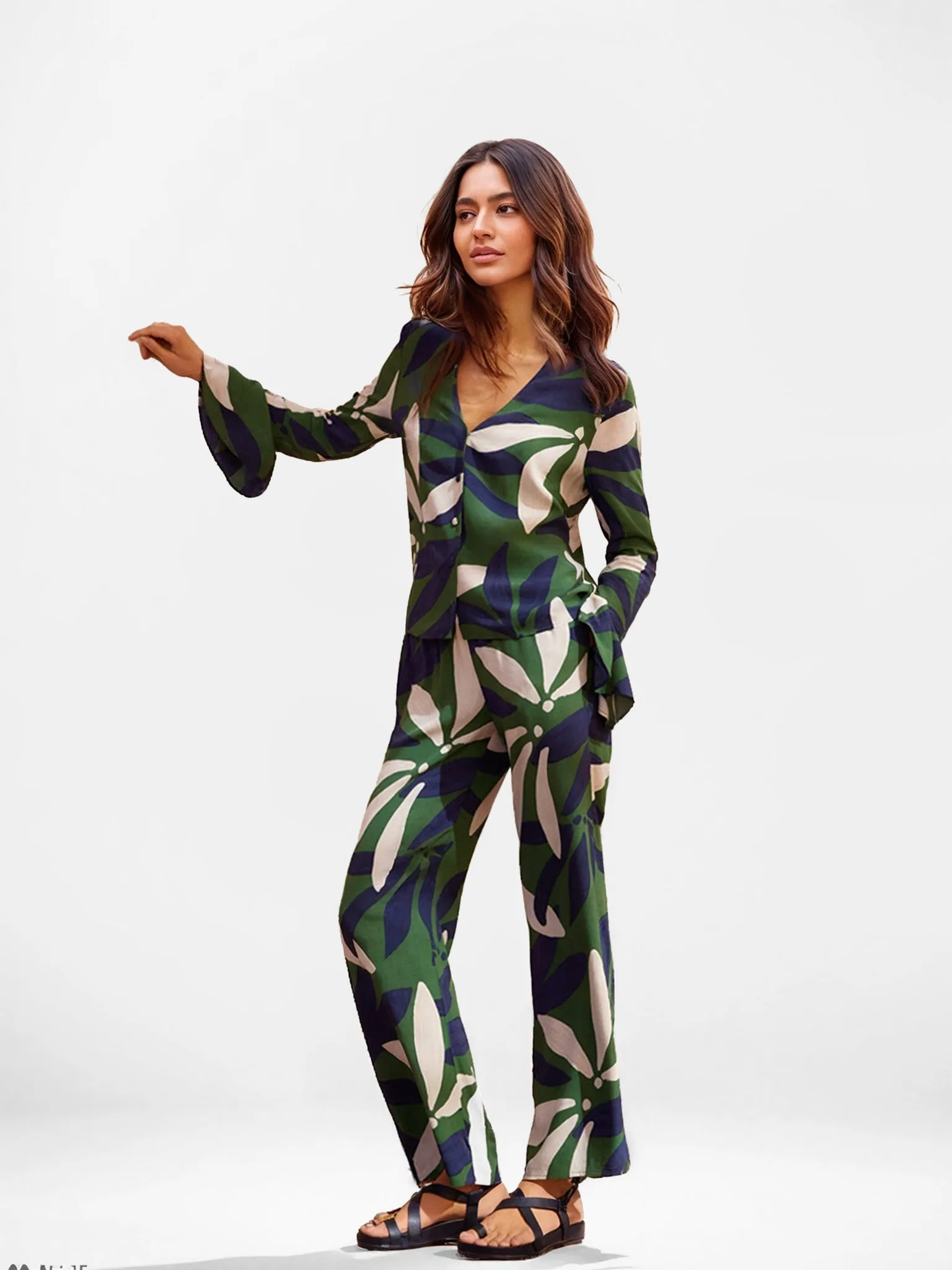 Floral Print Wide-Leg Pants