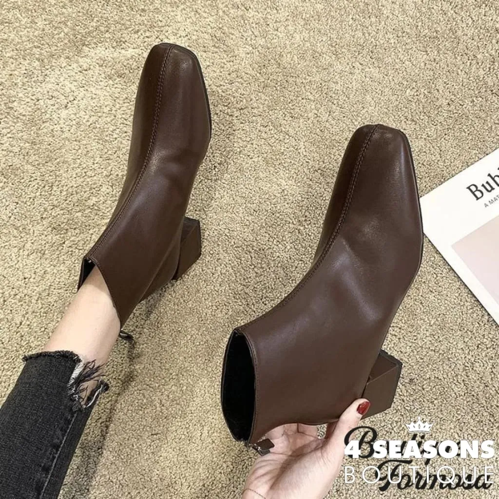 Jessica Boots