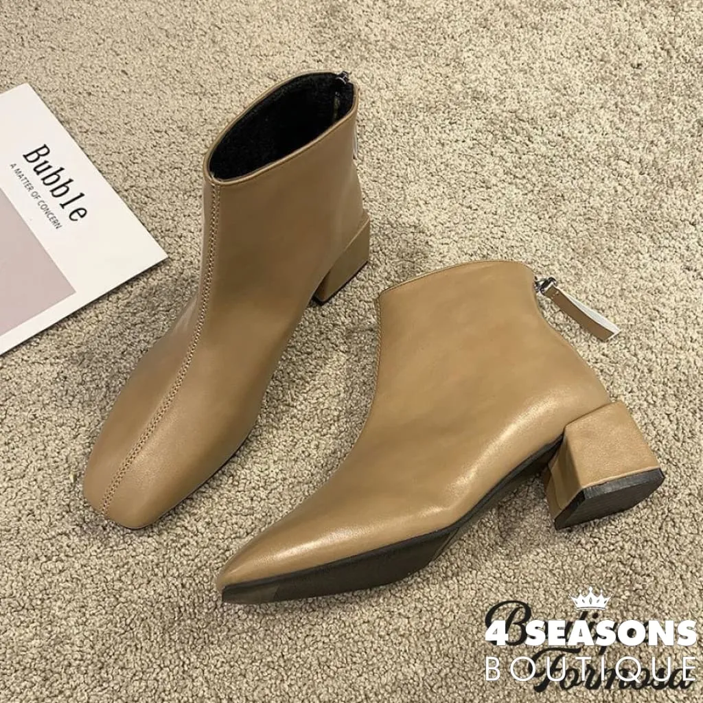 Jessica Boots